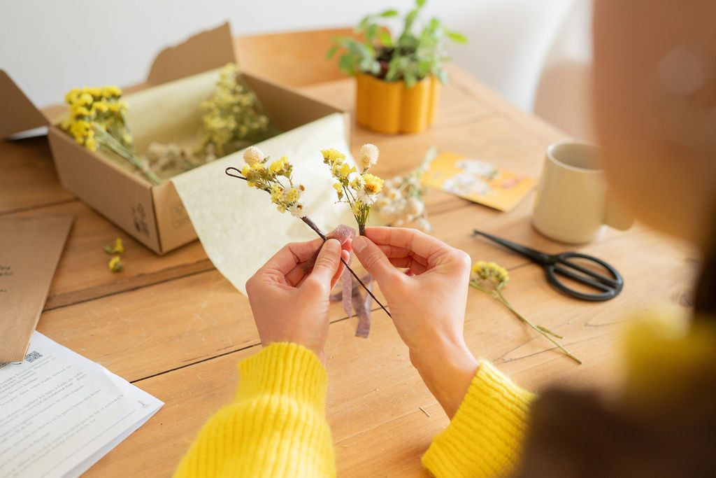 Kit DIY à réaliser - Couronne de tête enfant en fleurs séchées - Jaune